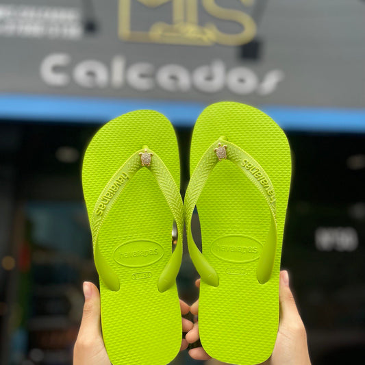 Chinelo Havaianas Top verde com tartaruga