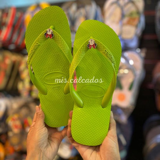 Chinelo Havaianas Top Verde Limao + pingente Minnie/Borboleta