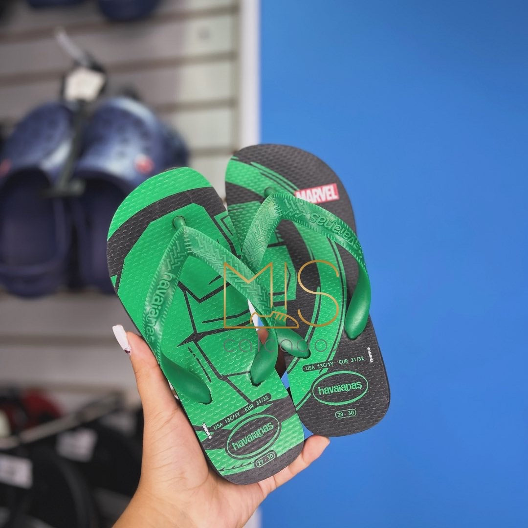 Chinelo Havaianas Top Marvel Logomania