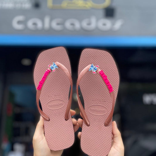 Havaianas Slim Square Rosa Com Stitch